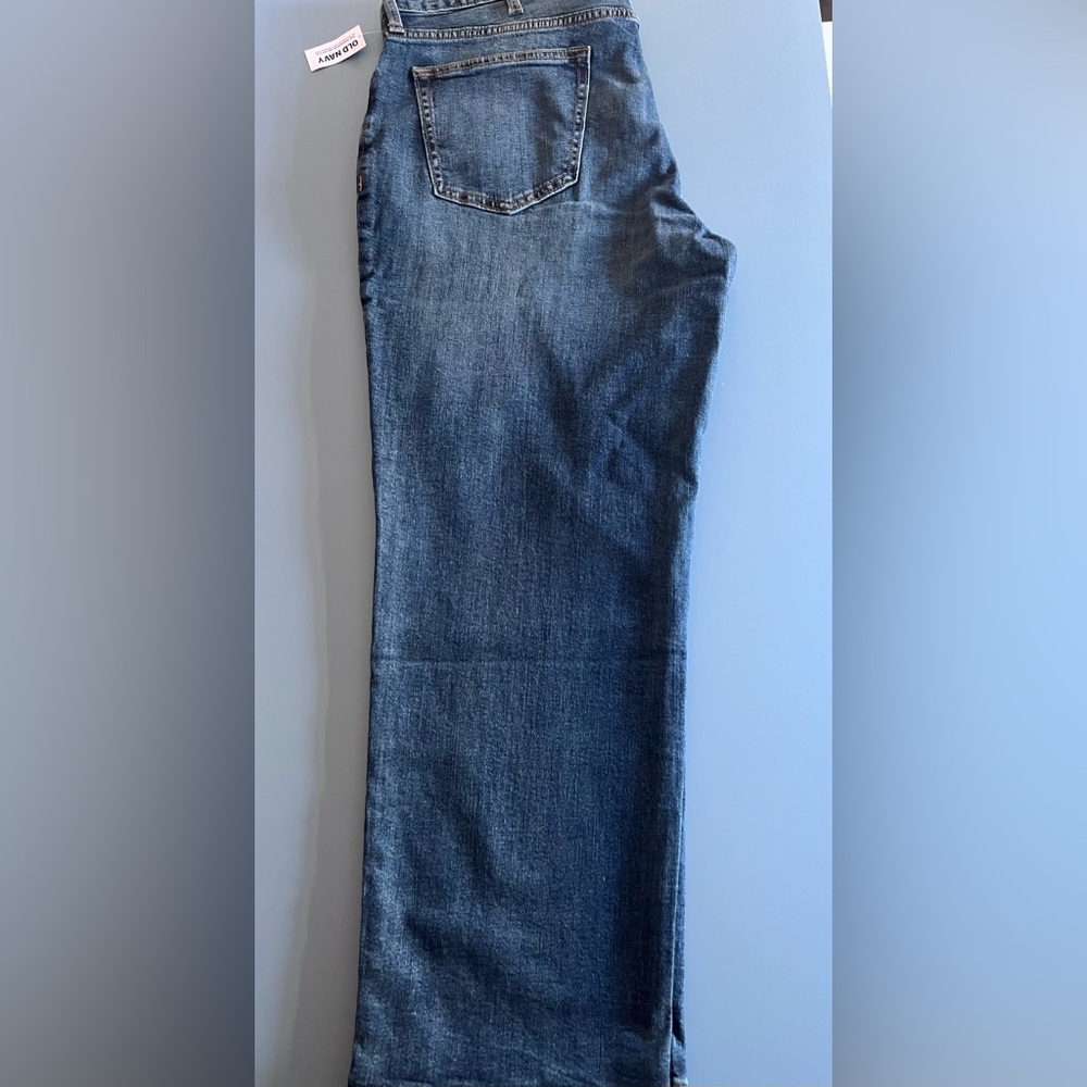 NWT - OLD NAVY Medium Wash Loose Built-in flex Mens Jeans Size 40x30 - Picture 2 of 4
